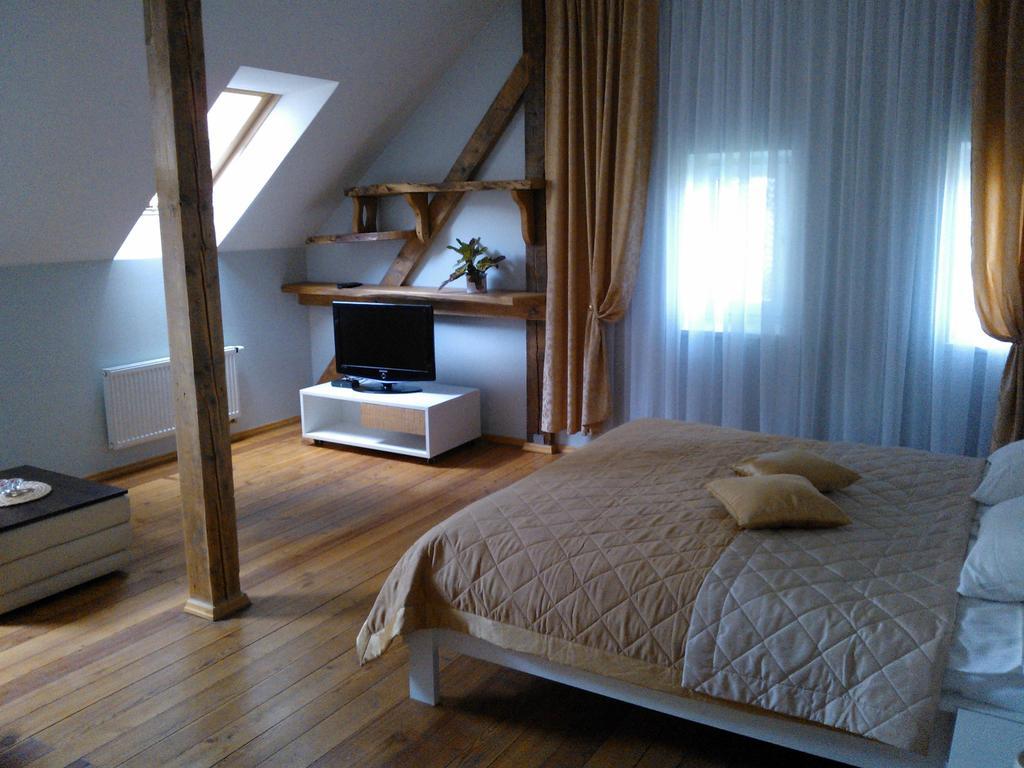 Misko Apartments Silute Phòng bức ảnh